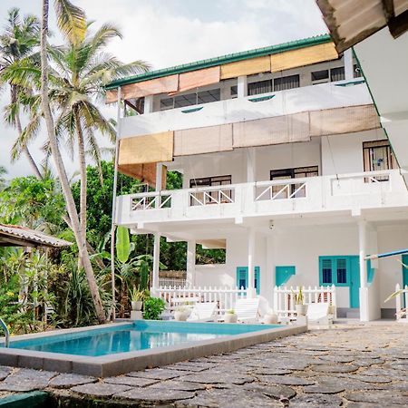 Asanka Surf House & Resturant Midigama East Exterior foto