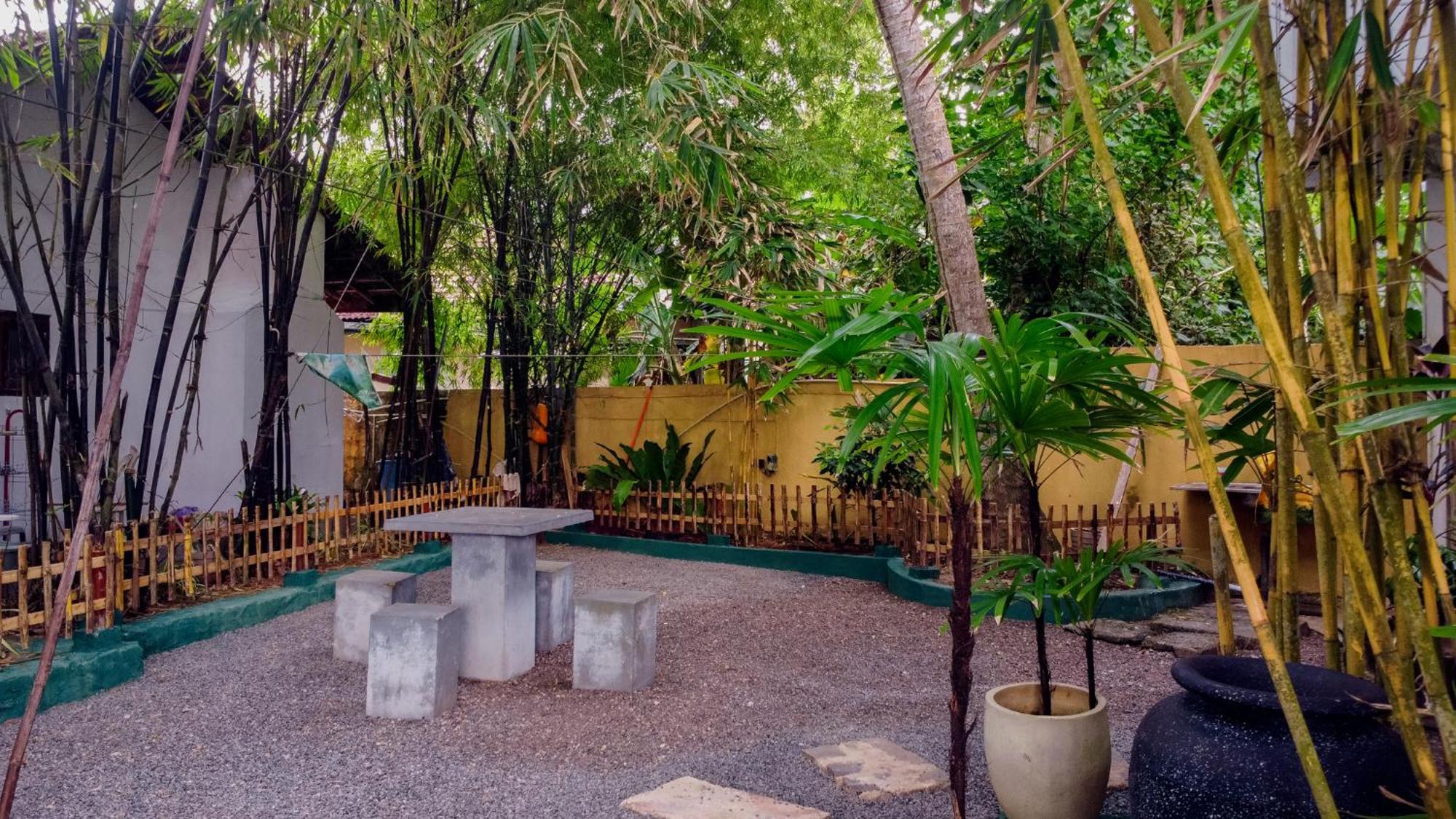Asanka Surf House & Resturant Midigama East Exterior foto
