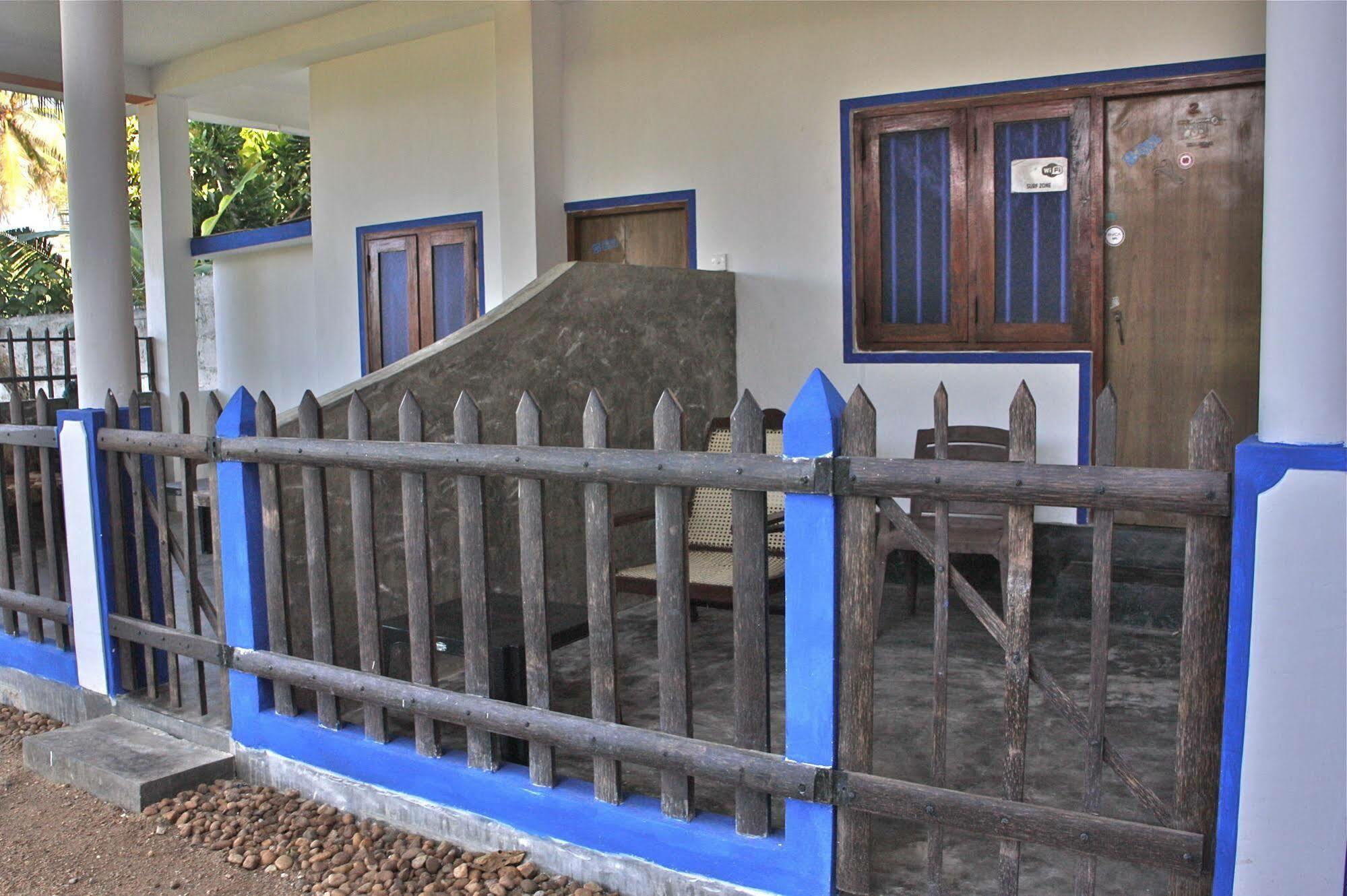 Asanka Surf House & Resturant Midigama East Exterior foto